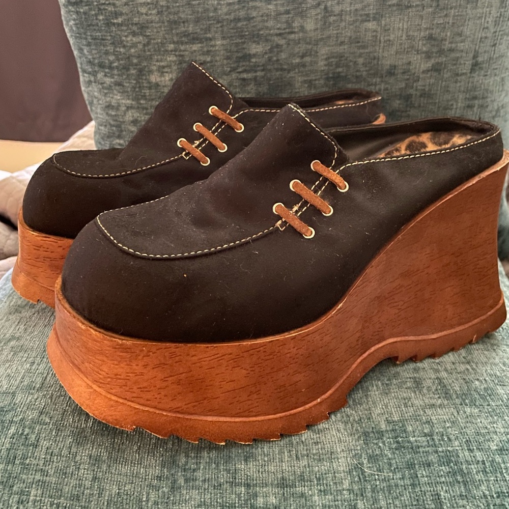 Fashion Bug Vintage Platform Wooden Clogs Leopard Print Black 90s size 7.5